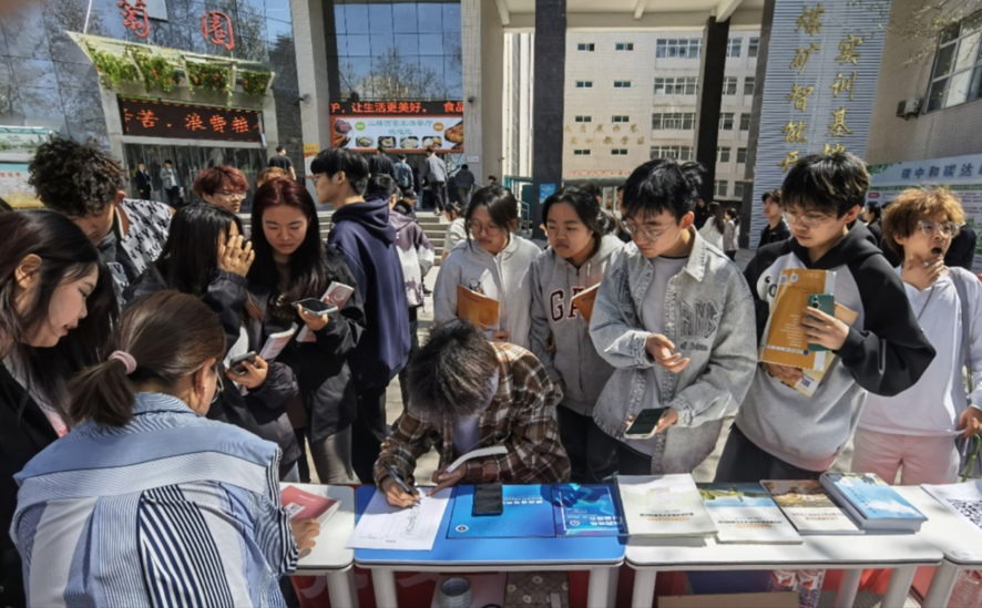 1712127344376743.jpg 2.jpg